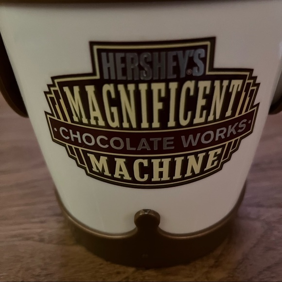 Collectible Hershey’s Pail with lid - Picture 2 of 8